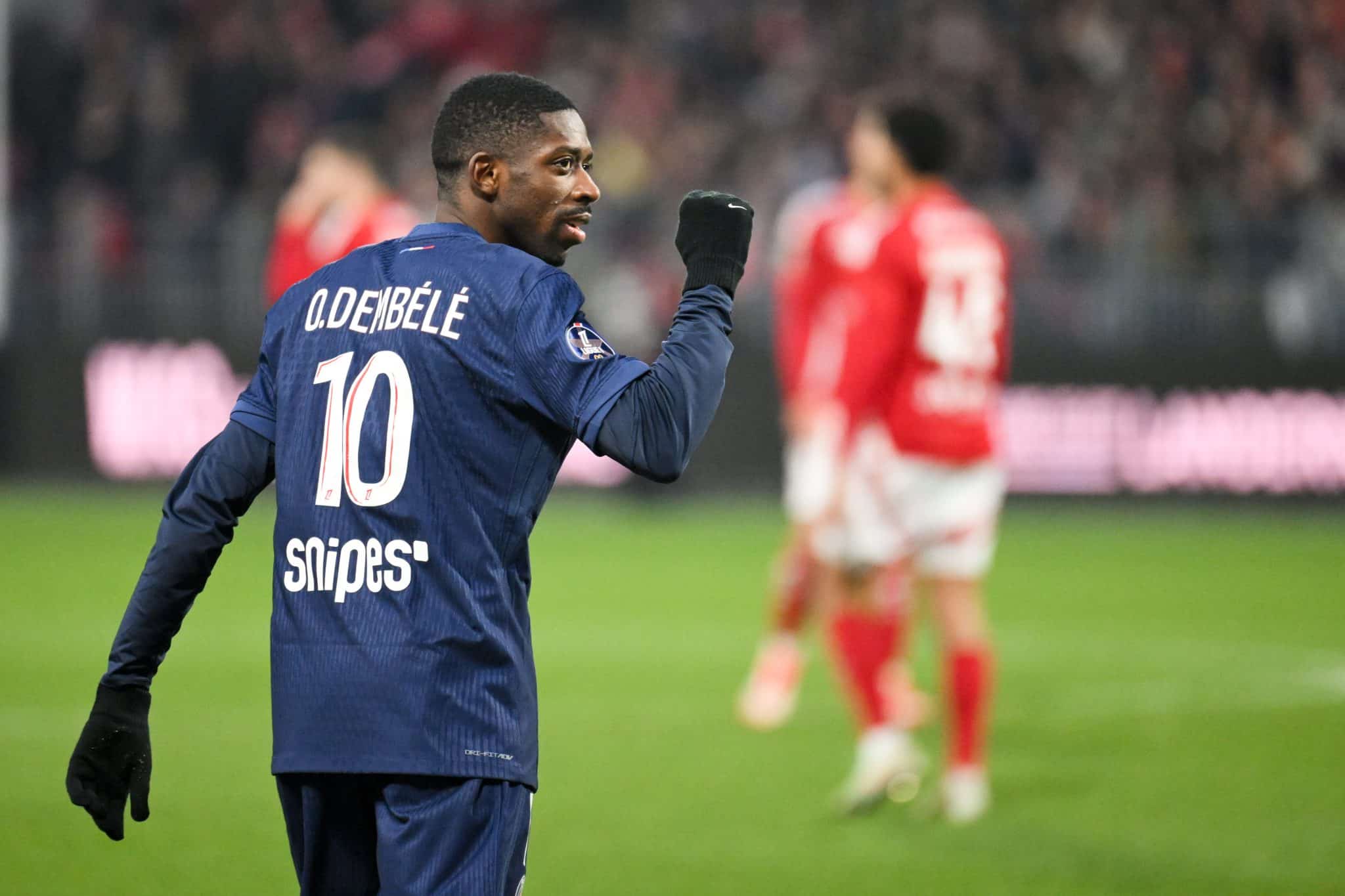 PSG Silencia Arsenal e Conquista Vantagem na Champions