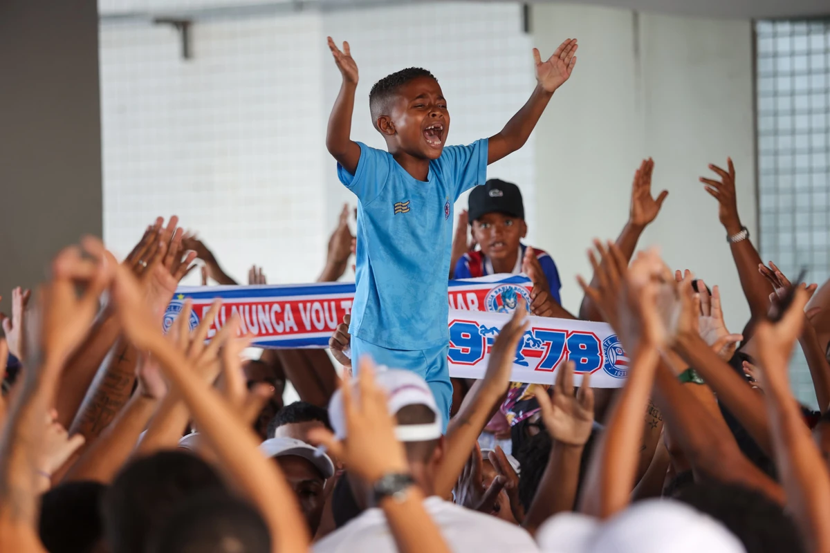 Bahia Parte para Medellín com Apoio da Torcida e Foco na Classificação da Libertadores