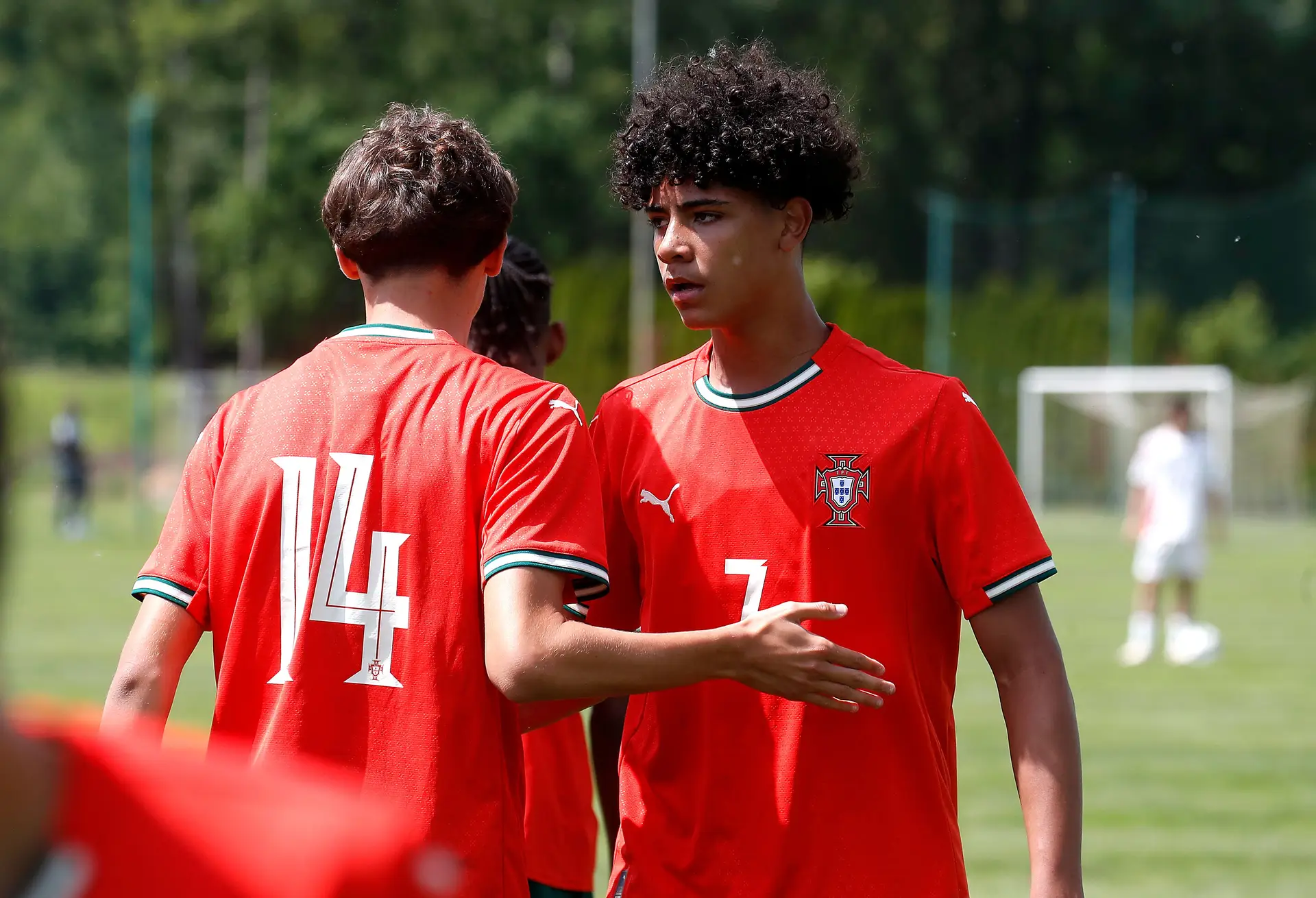 Cristiano Ronaldo Jr. estreia como titular em Portugal Sub-15 e atuação gera debate