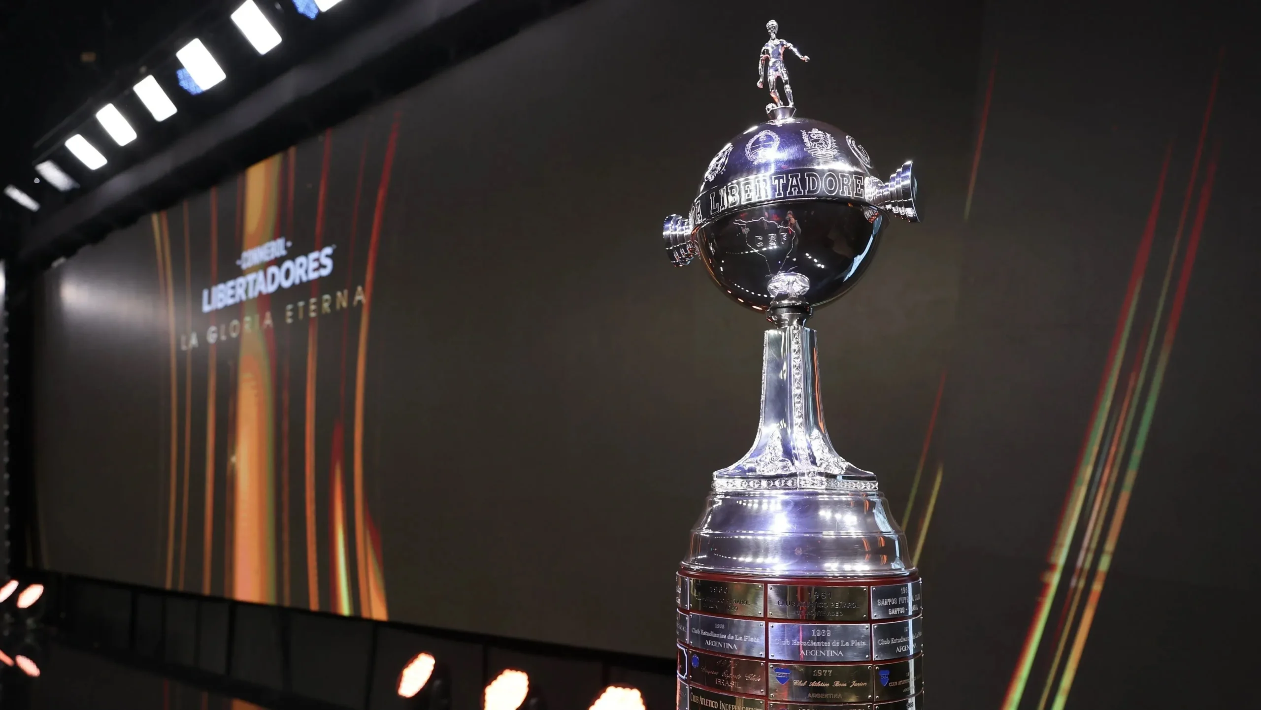 Libertadores 2025: Última rodada define futuro de brasileiros com Palmeiras e São Paulo já classificados